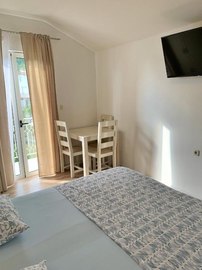 Apartments Villa Antony 2 Drvenik  Extérieur photo
